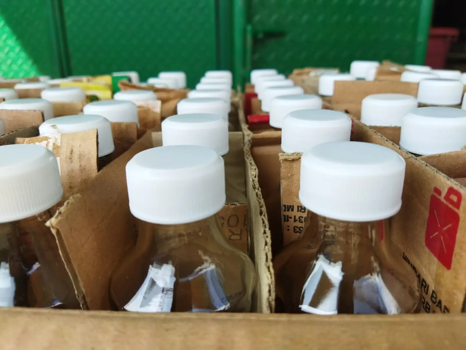 Variasi botol kaca untuk produk